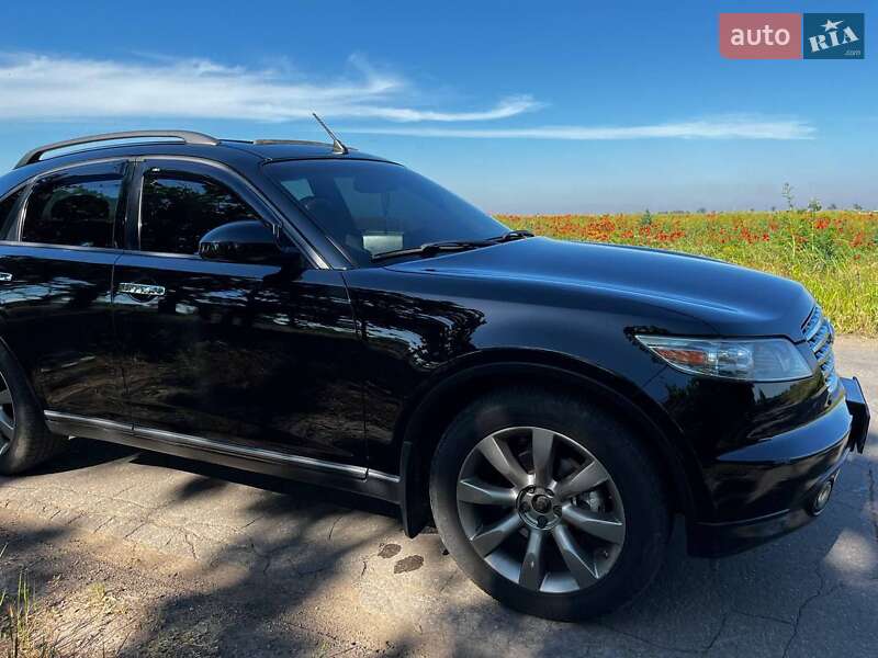 2003 infiniti fx45