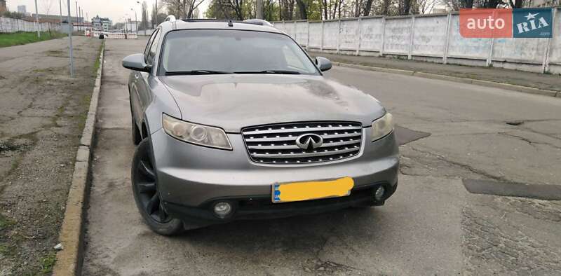 2004 infiniti fx45