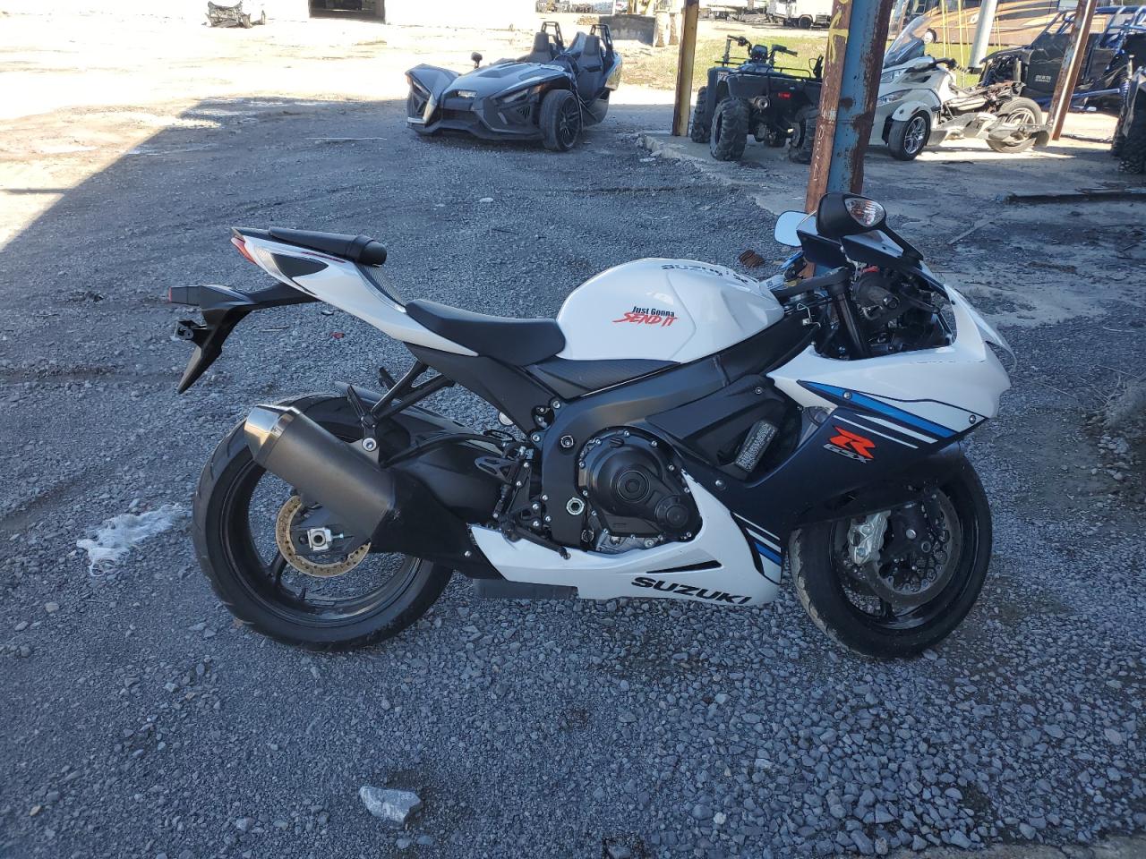 2023 SUZUKI GSX-R600