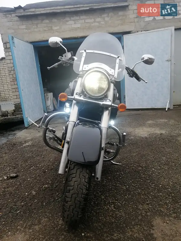 2004 suzuki intruder 800