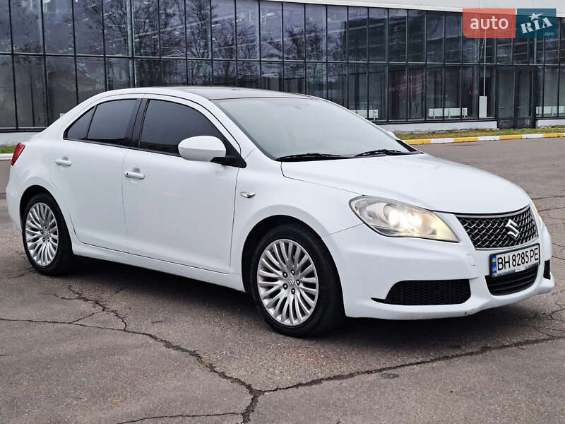 2010 suzuki kizashi