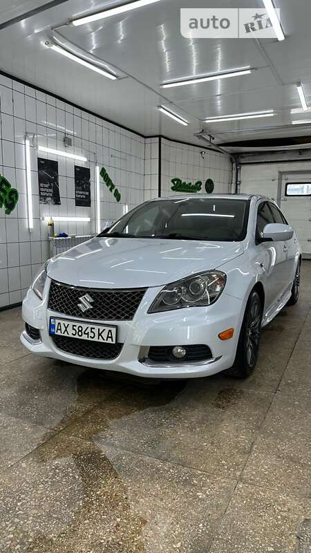 2011 suzuki kizashi