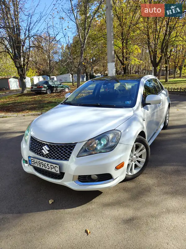 2010 suzuki kizashi