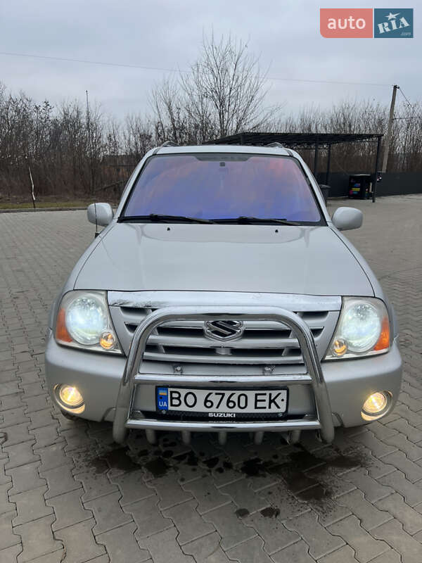 2005 suzuki grand vitara xl7