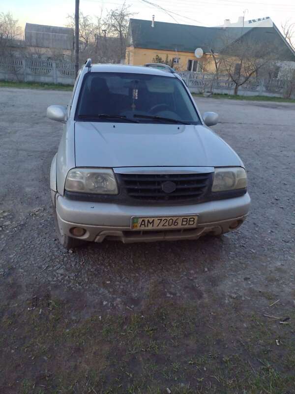 2003 suzuki grand vitara