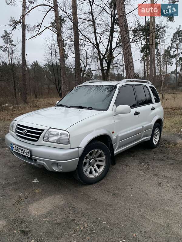 2004 suzuki grand vitara