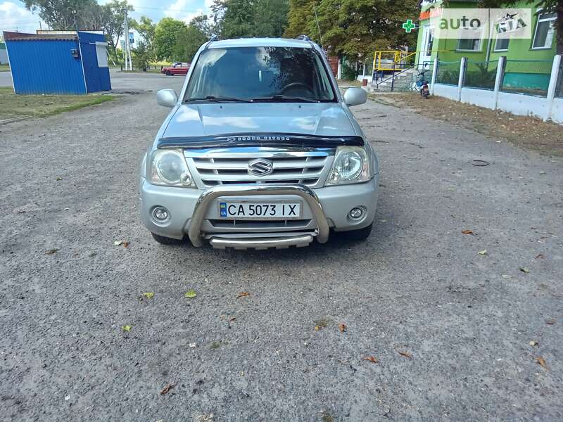 2004 suzuki grand vitara