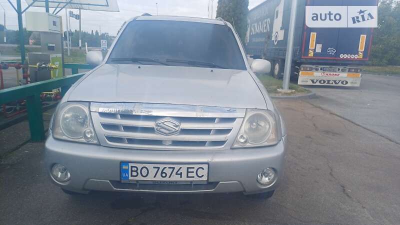 2004 suzuki grand vitara