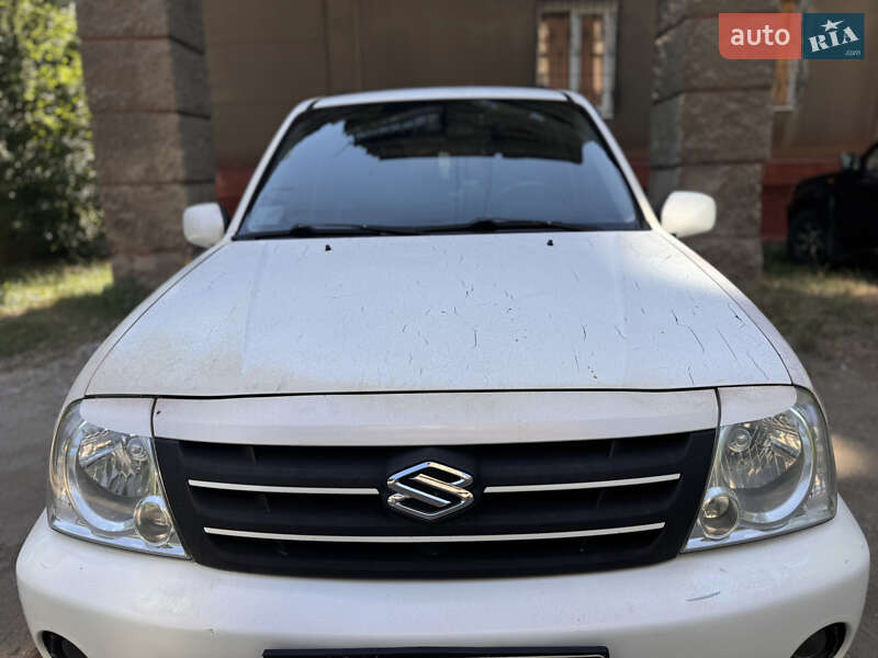 2005 suzuki grand vitara