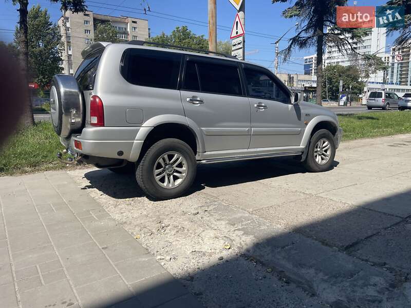 2005 suzuki grand vitara