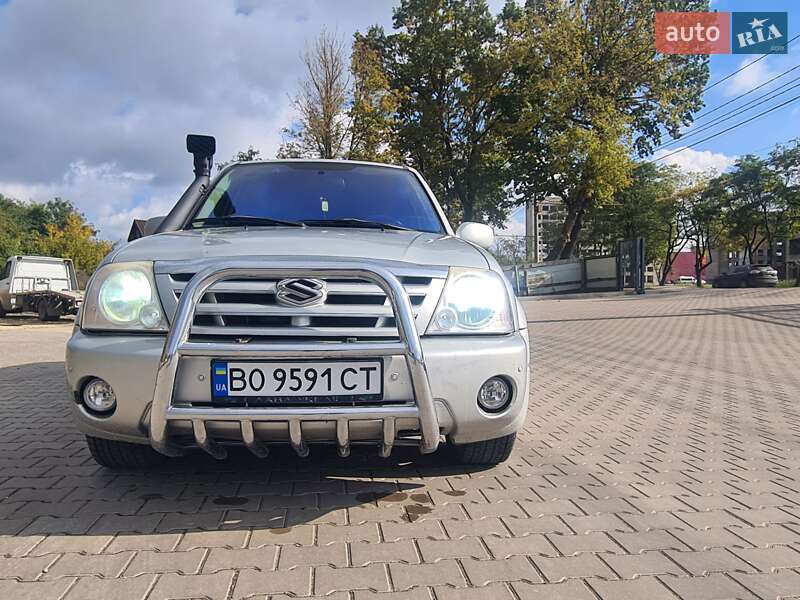 2005 suzuki grand vitara