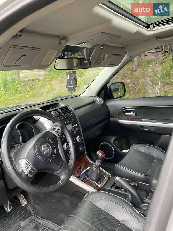 2005 suzuki grand vitara
