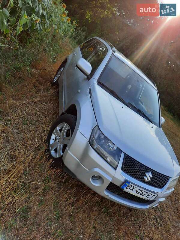 2005 suzuki grand vitara