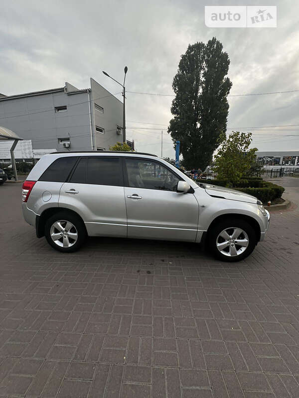 2005 suzuki grand vitara