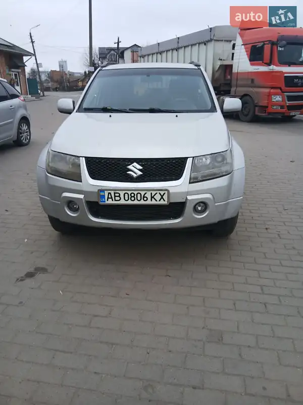 2005 suzuki grand vitara