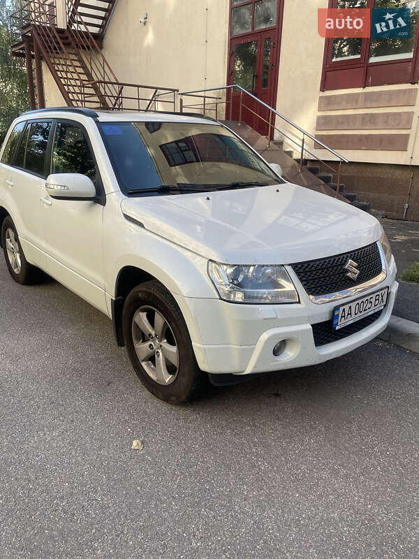 2010 suzuki grand vitara