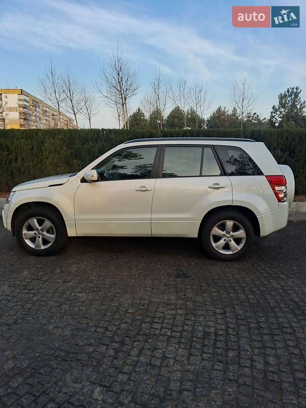 2010 suzuki grand vitara