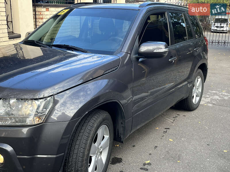 2011 suzuki grand vitara