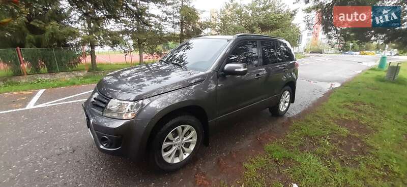 2014 suzuki grand vitara