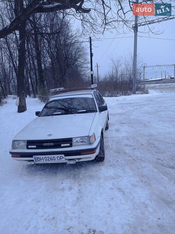 1985 toyota corolla