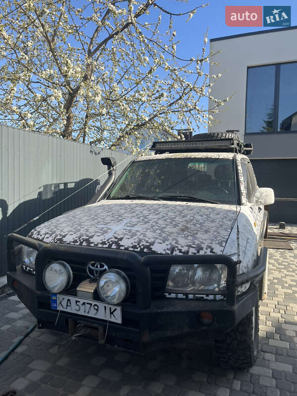 2000 toyota land cruiser