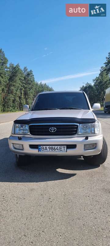 2000 toyota land cruiser 100