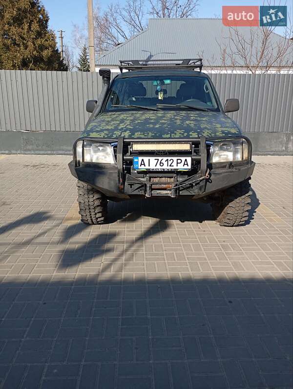 2000 toyota land cruiser 100