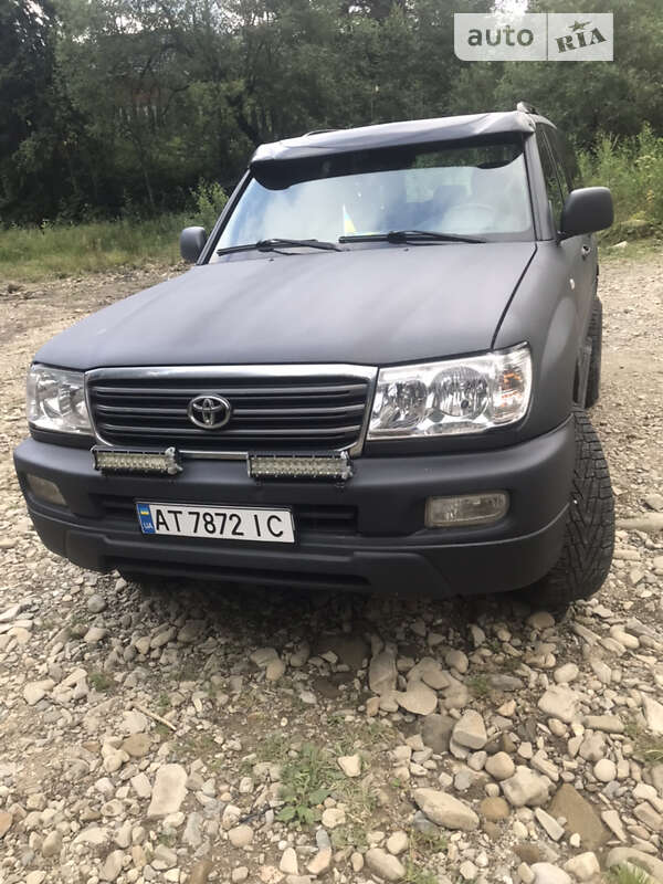 2000 toyota land cruiser
