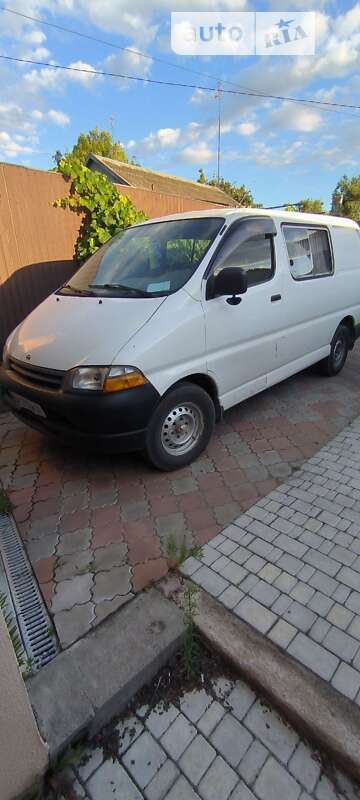 1999 toyota hi ace