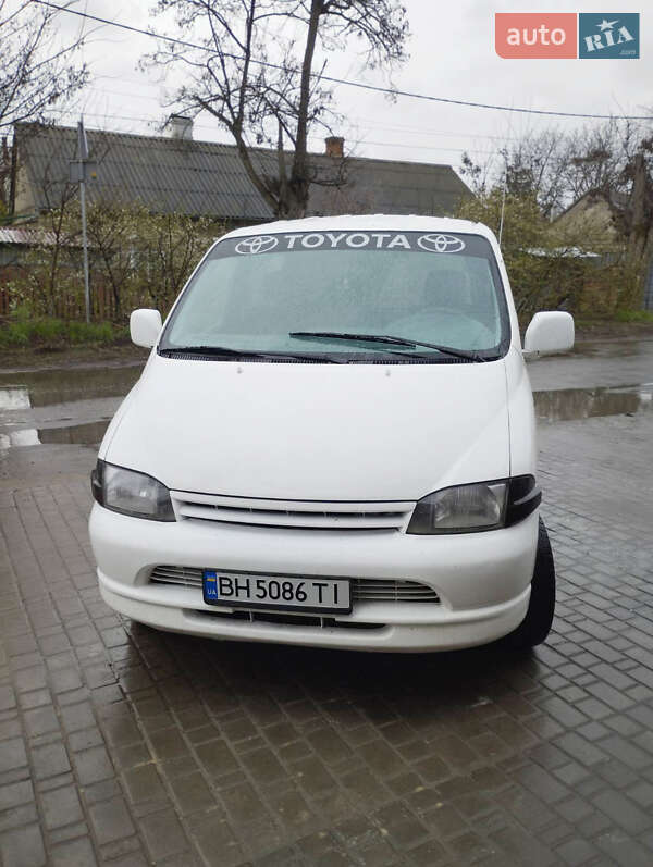 1999 toyota hi ace