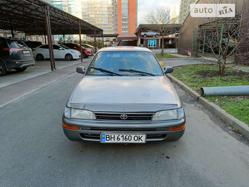 1995 toyota corolla