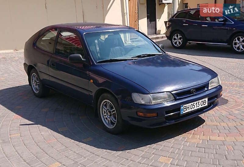 1996 toyota corolla