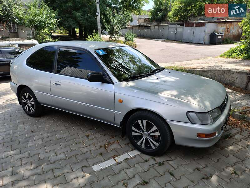 1996 toyota corolla