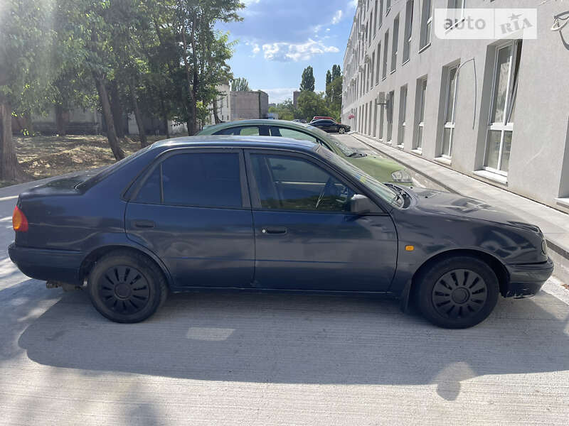 1997 toyota corolla