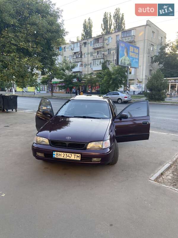 1992 toyota carina e