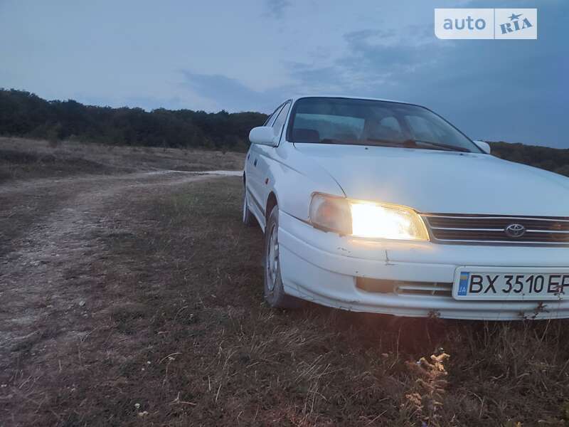 1993 toyota carina