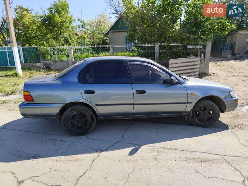 1994 toyota corolla