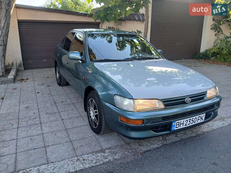 1995 toyota corolla