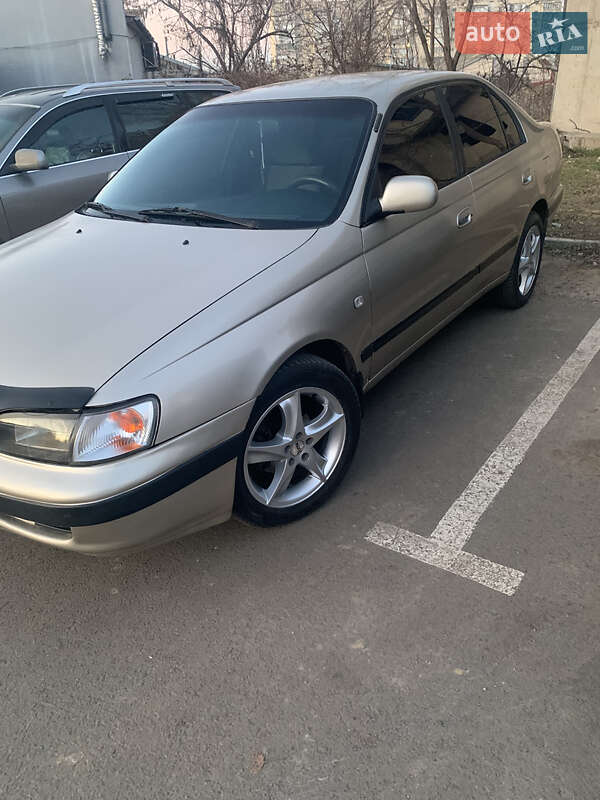 1992 toyota carina e