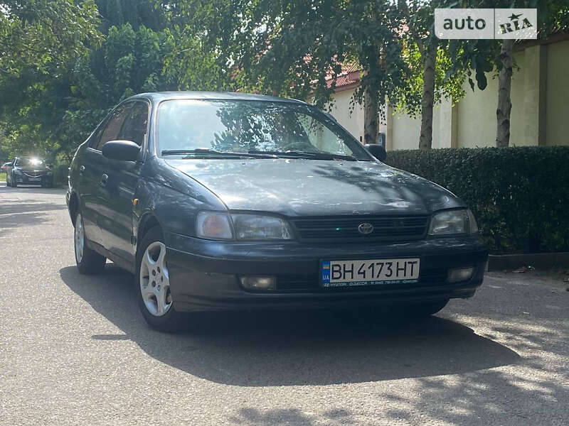 1993 toyota carina e