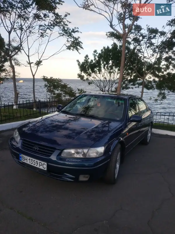 1998 toyota camry