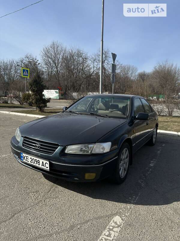 1998 toyota camry