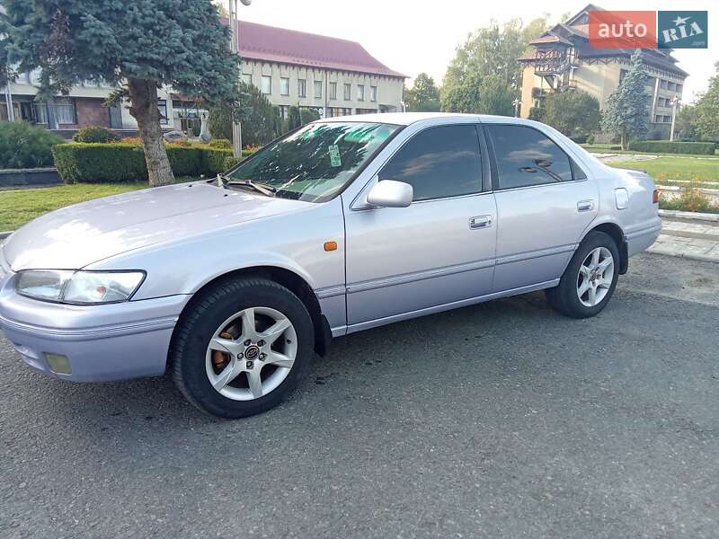 1997 toyota camry