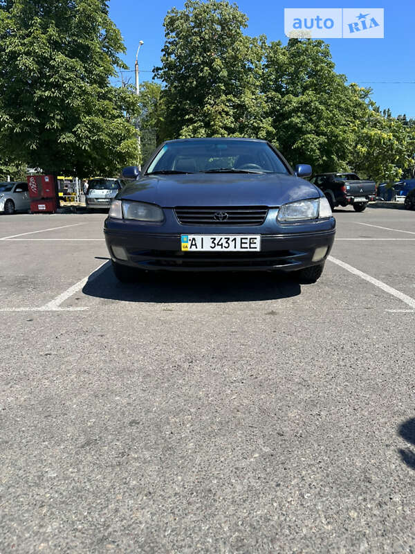 1998 toyota camry