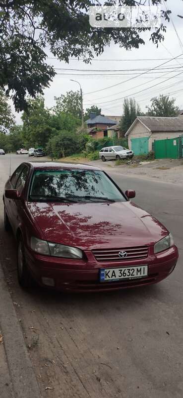1998 toyota camry