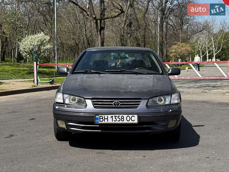 1998 toyota camry