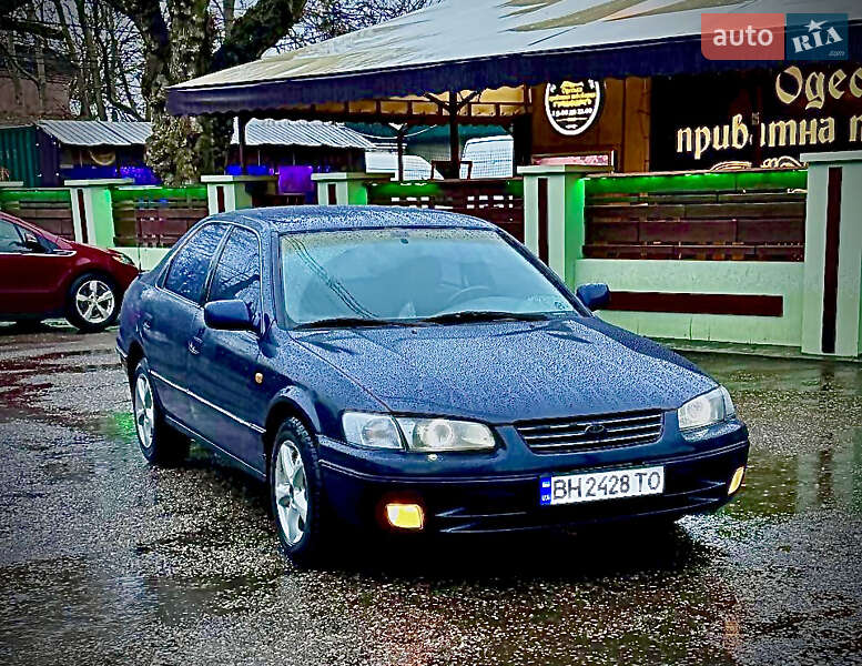 1998 toyota camry