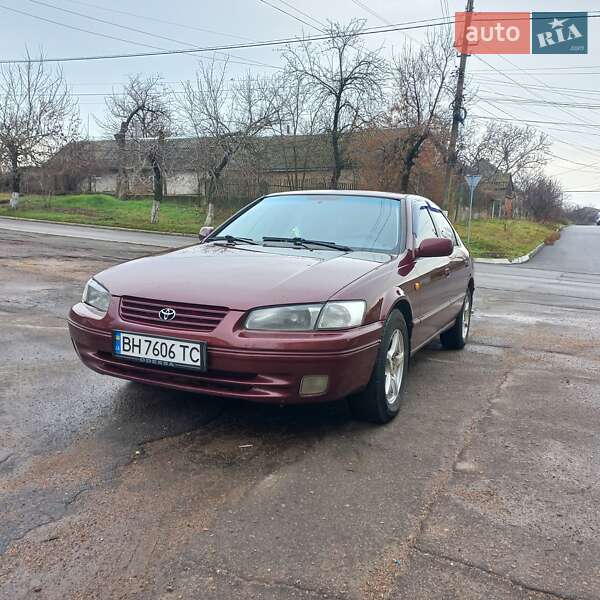 1998 toyota camry