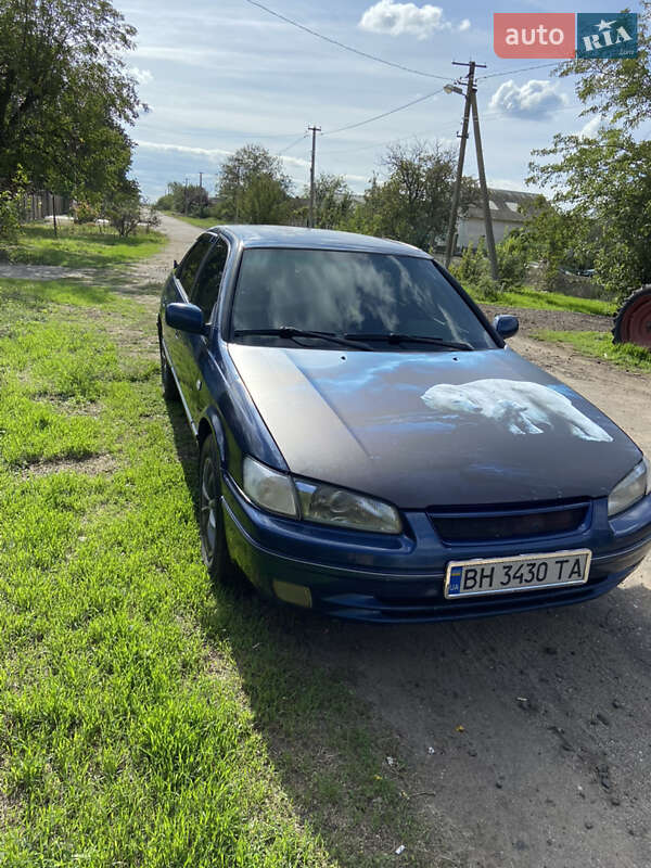 1998 toyota camry