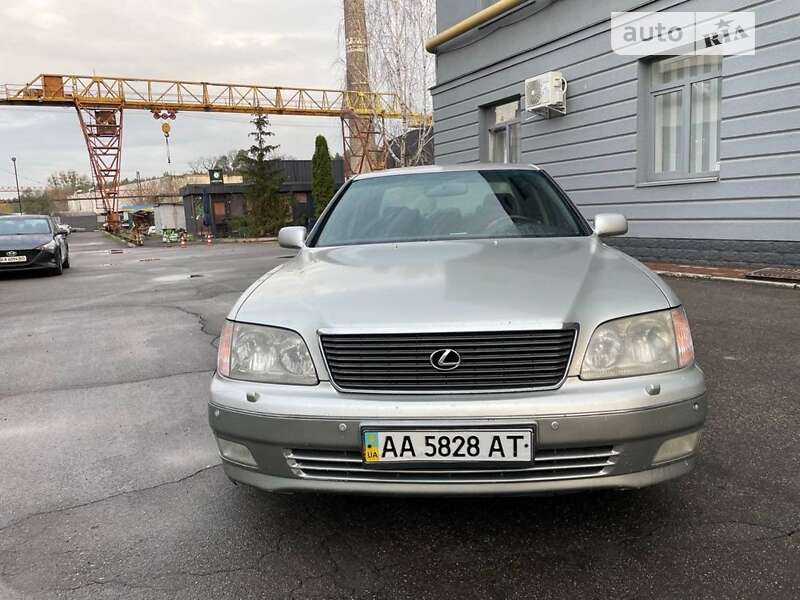 2000 lexus ls 400